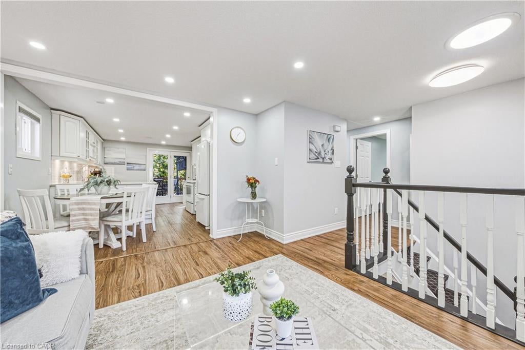 414 Woods Lane