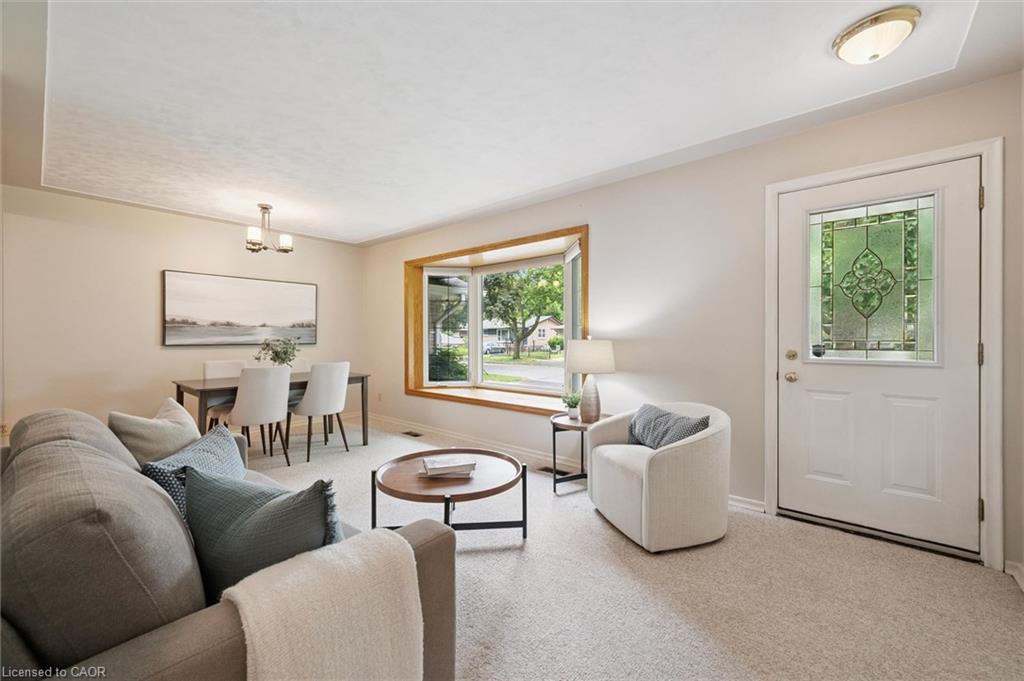 77 Maywood Road
