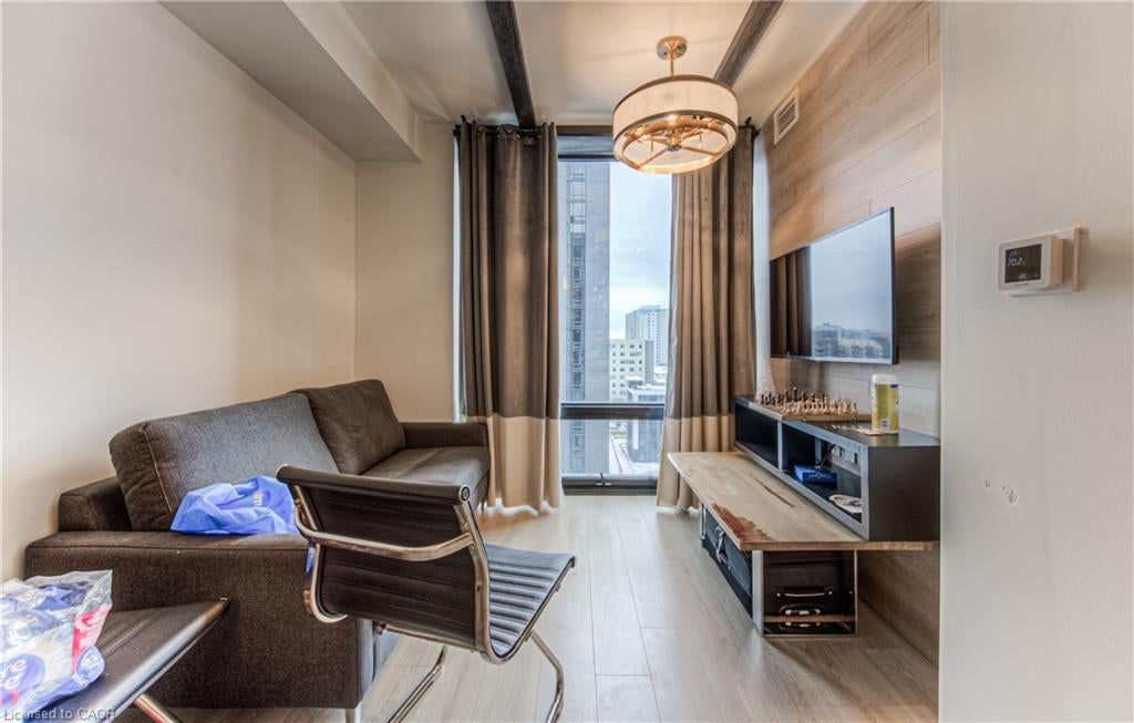 145 Columbia Street W 1210