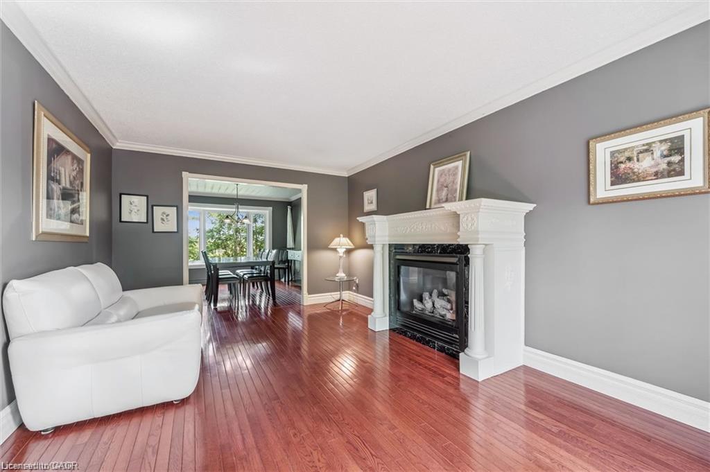 21 Tinatawa Court