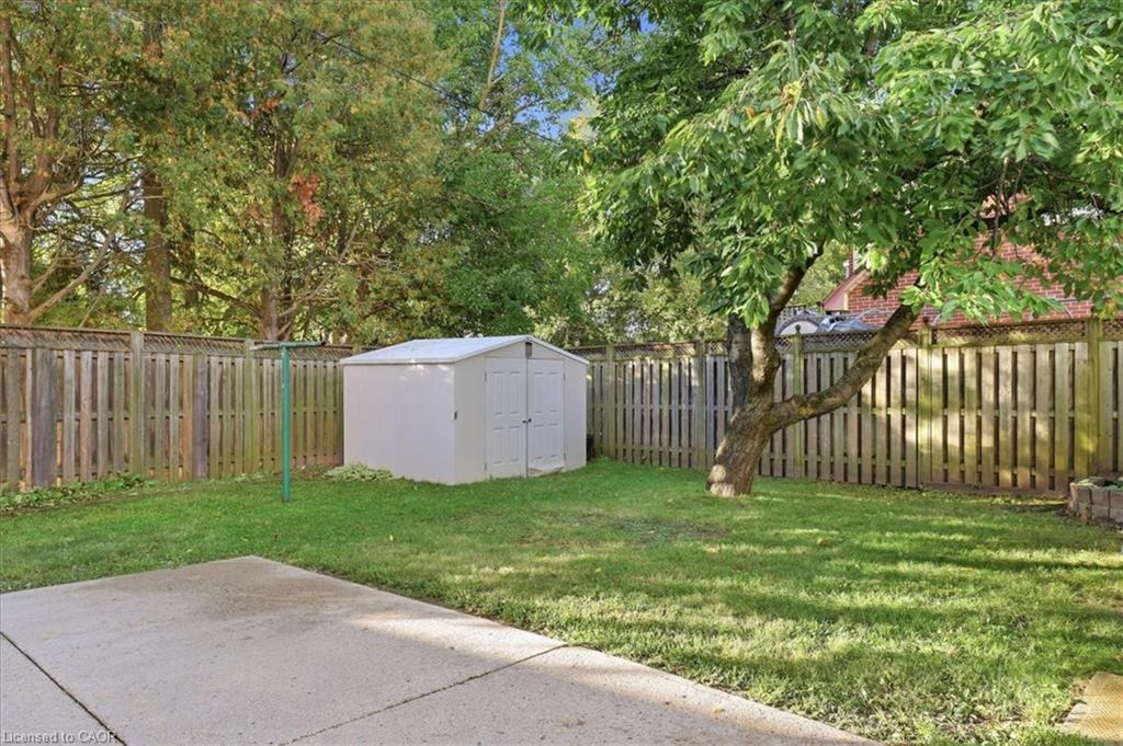 115 Roxborough Avenue