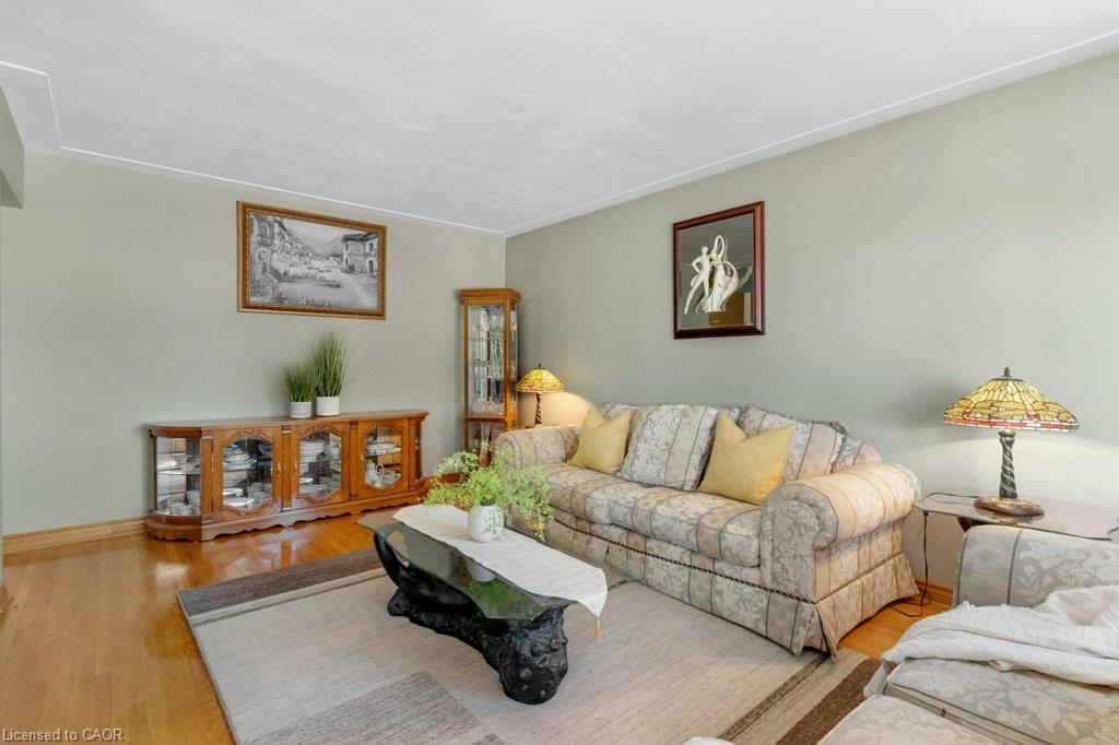 222 Thunderbird Drive