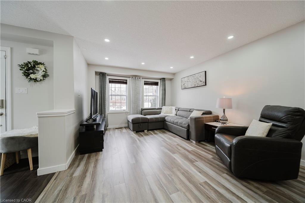 214 Snyders Road E 2