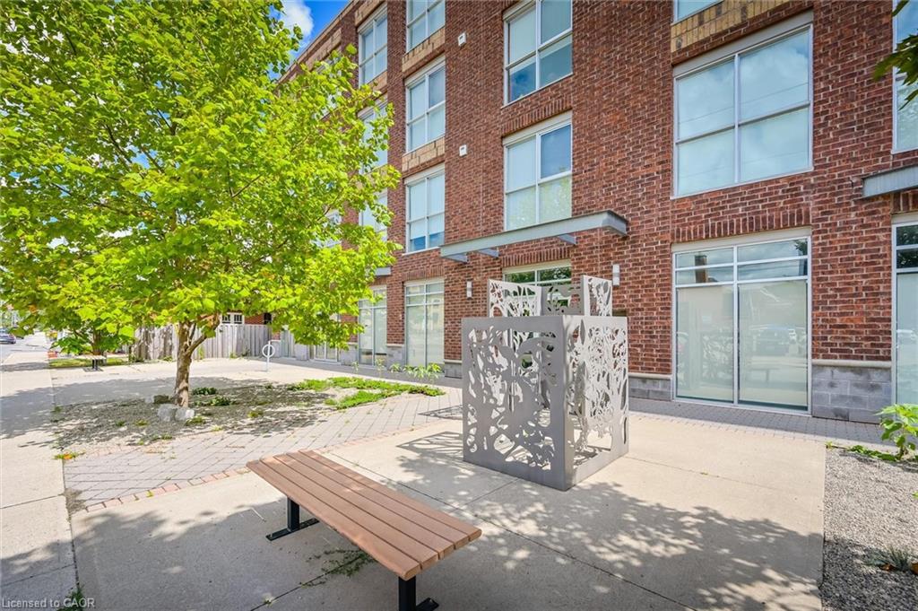 36 Regina Street N 302