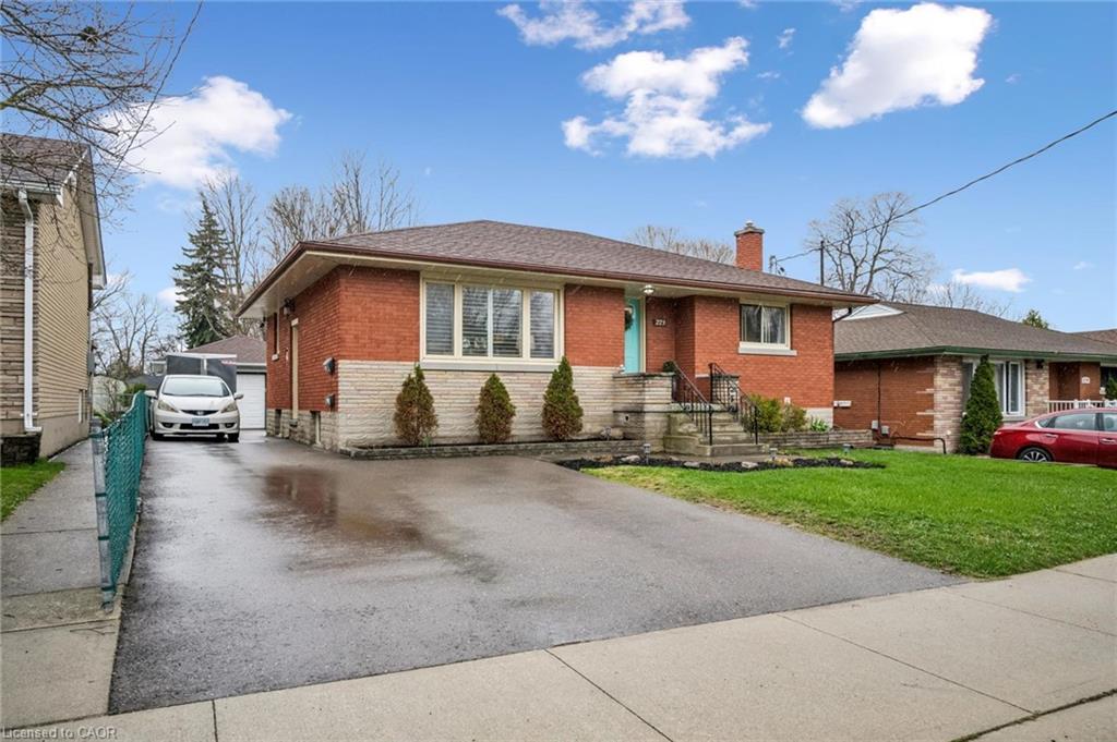 223 Connaught Street