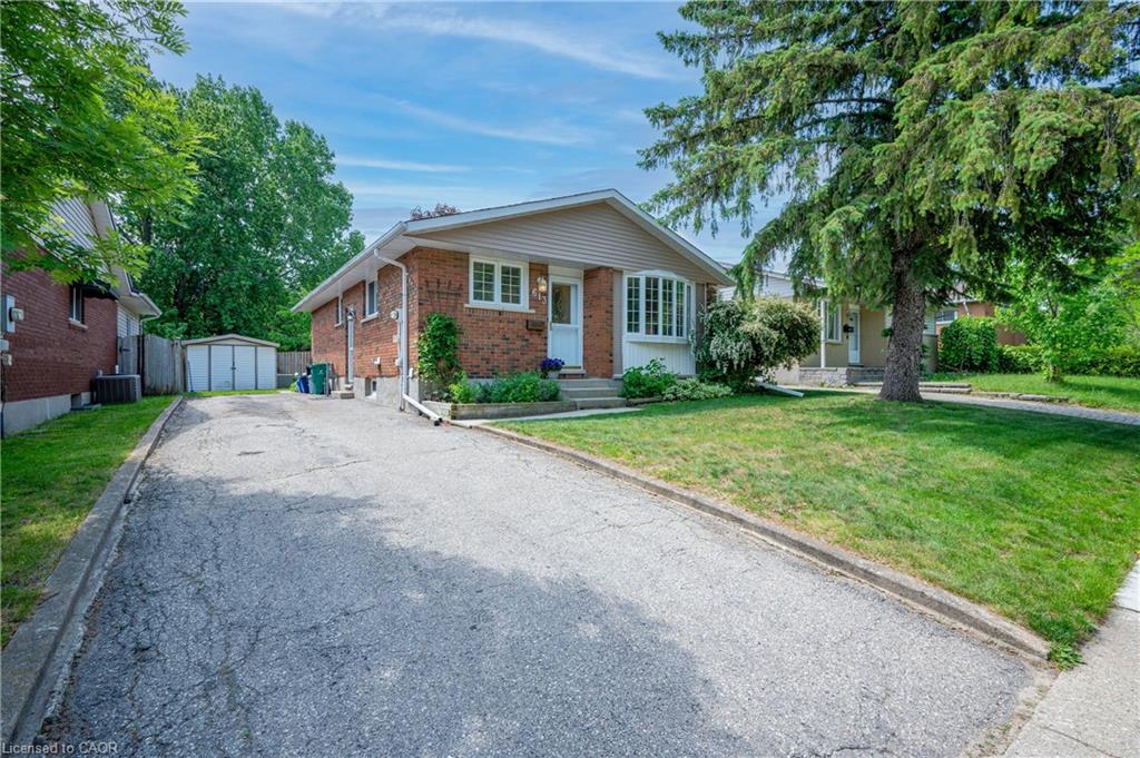 613 Dogwood Lane