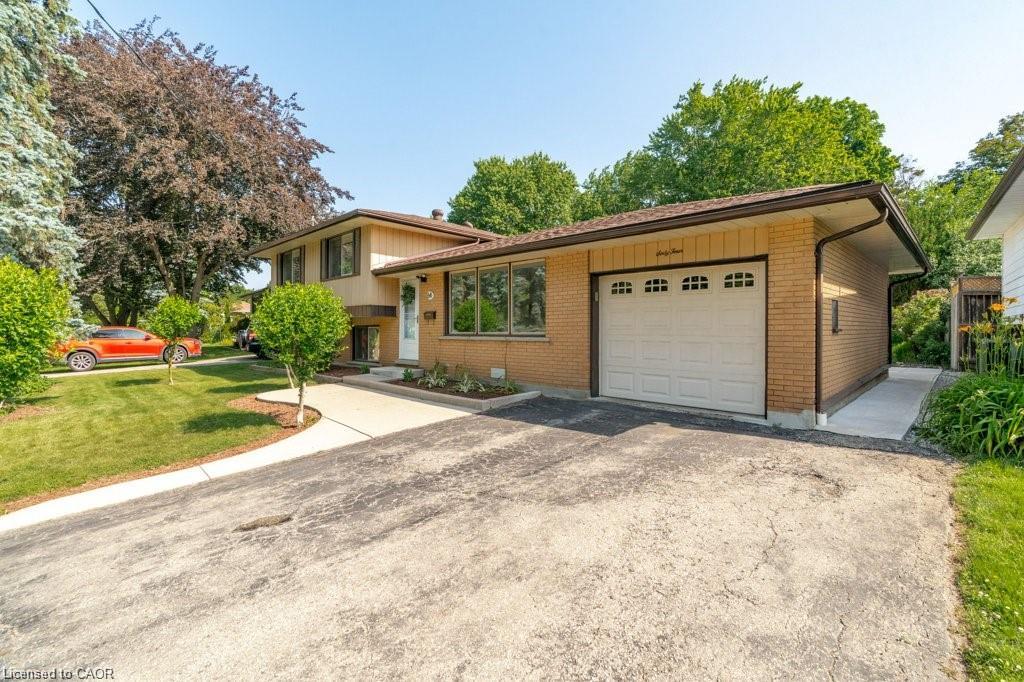 64 Warren Road