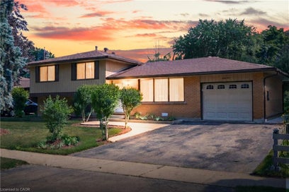 64 Warren Road Kitchener ON N2M 4T4