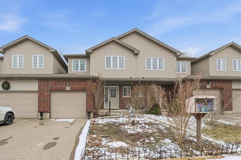 324 Maverick Street Waterloo ON N2K 0A4