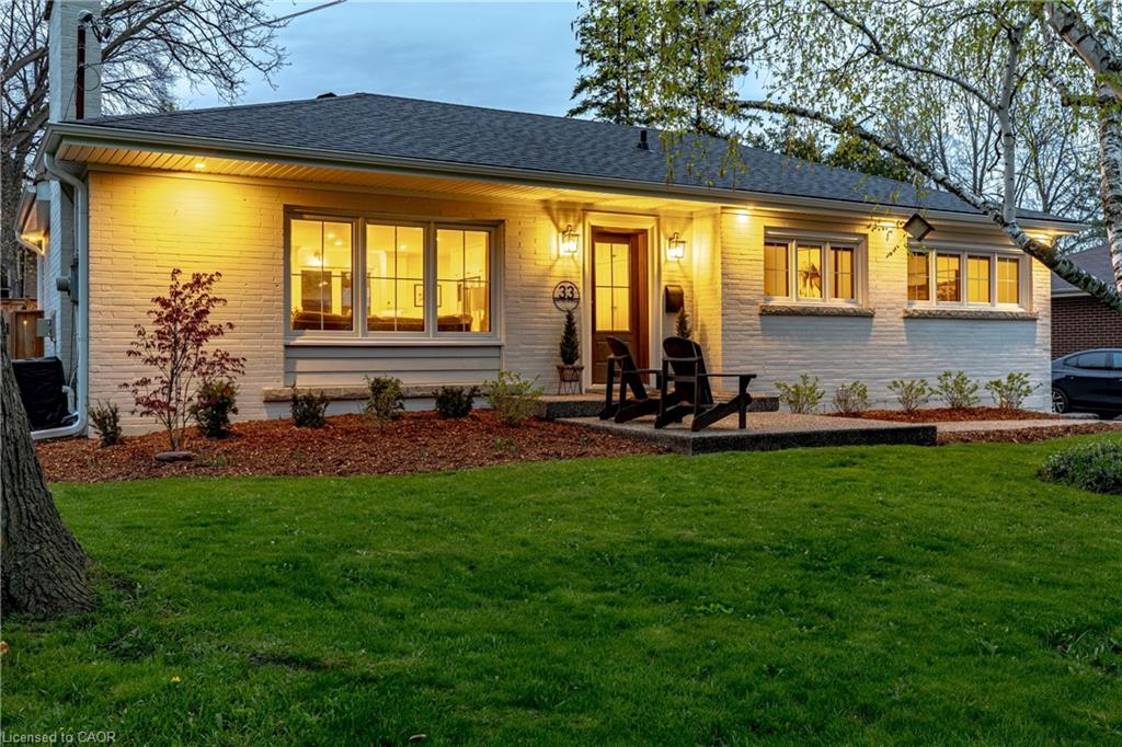 33 Mayfair Avenue