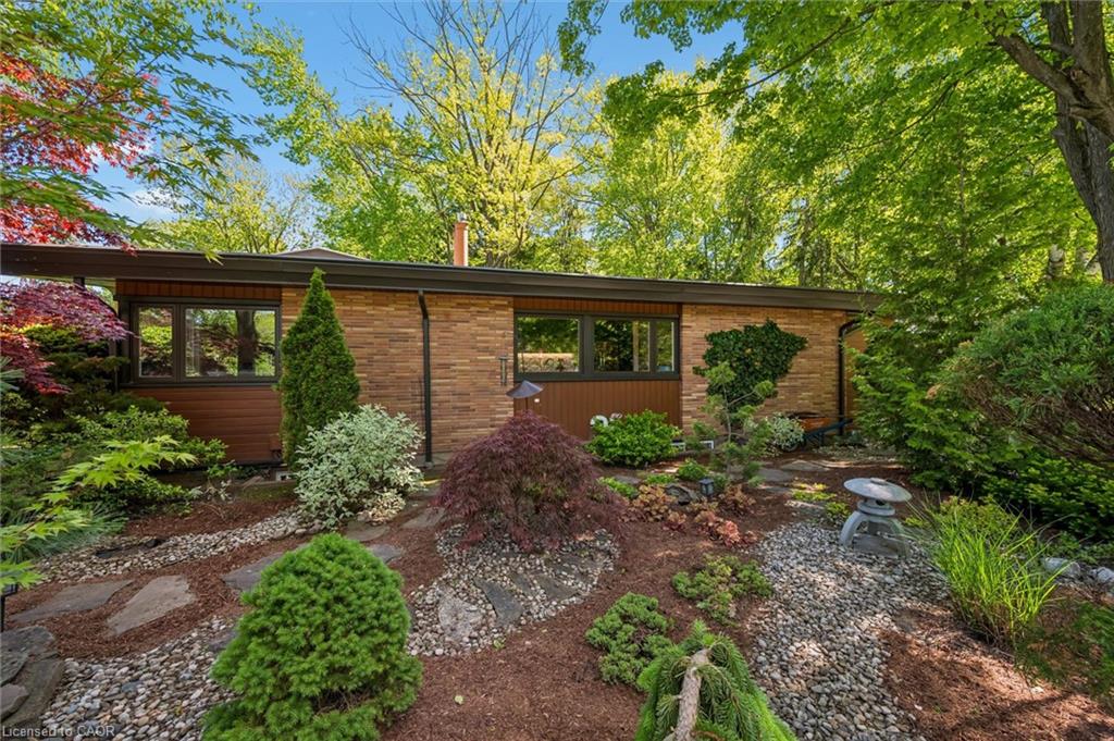 16 Parkwood Drive