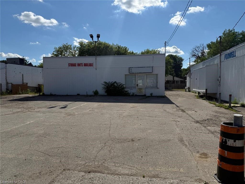 351-355 Lancaster Street W