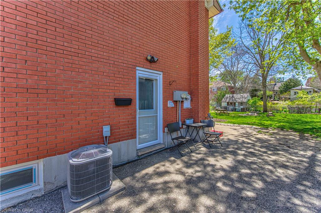 37 Gottscheer Court