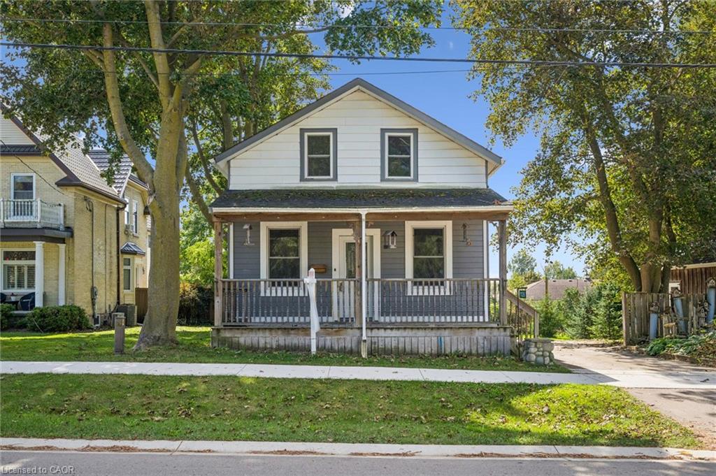 1126 Queen's Bush Road