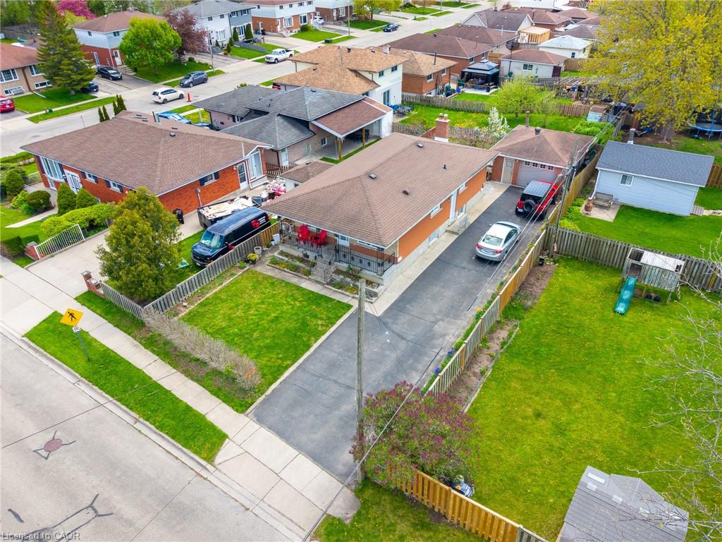 211 Ballantyne Avenue