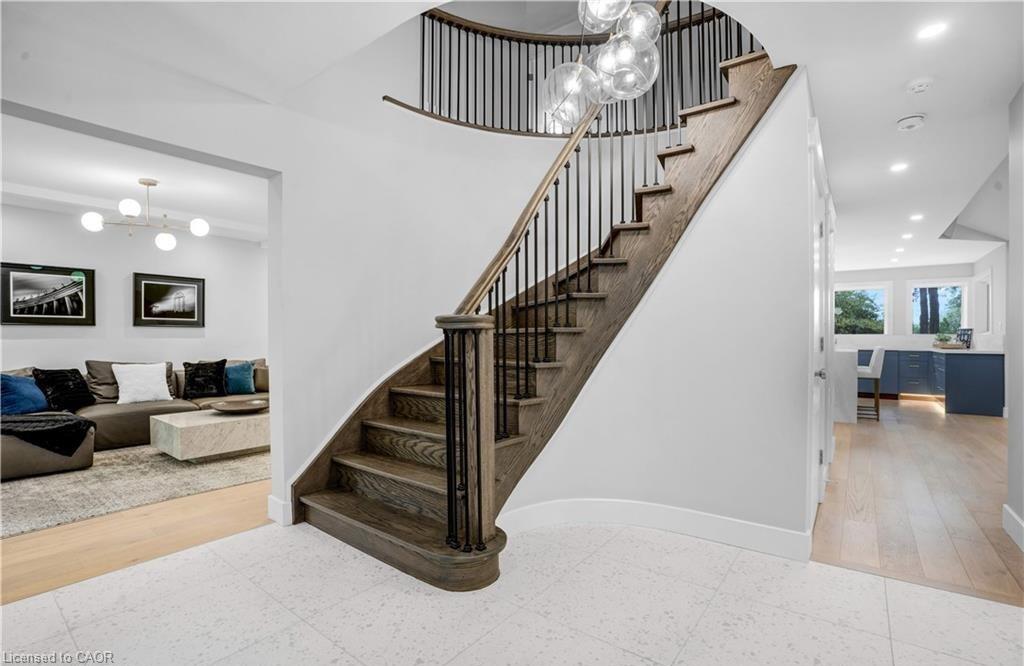 239 Corrie Crescent