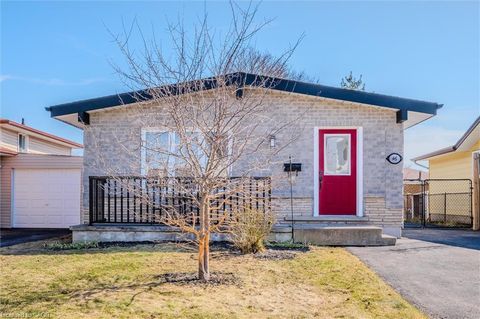 46 Roberts Crescent Kitchener ON N2E 1A5