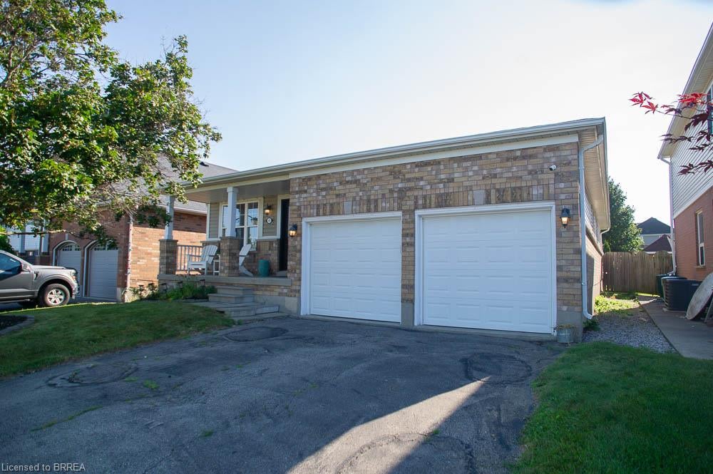 48 Lovell Crescent