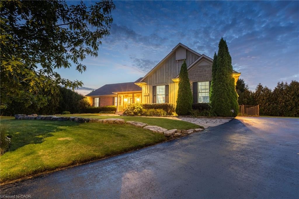 55 Karendale Court