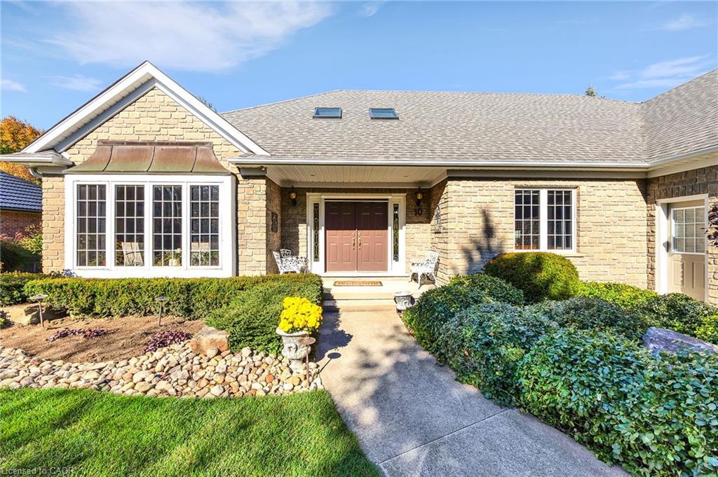 10 Meadow Heights Drive