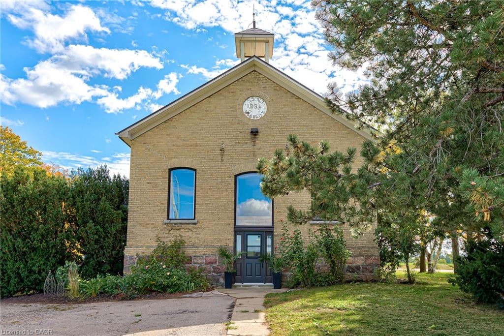 2653 Huron Road