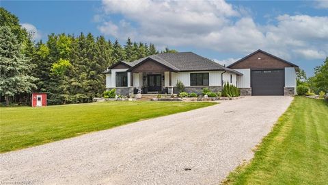 6 Kings Lane Scotland ON N0E 1R0