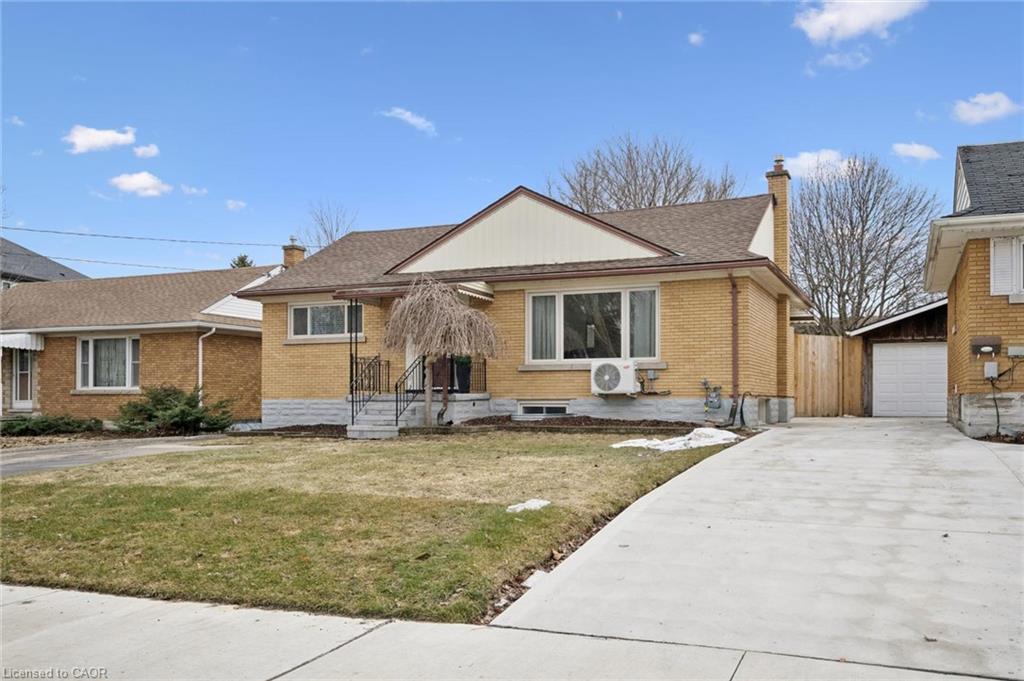 699 Frederick Street