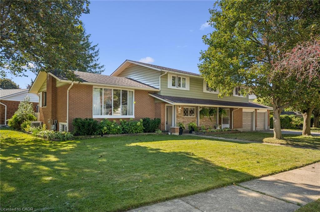 19 Christine Crescent