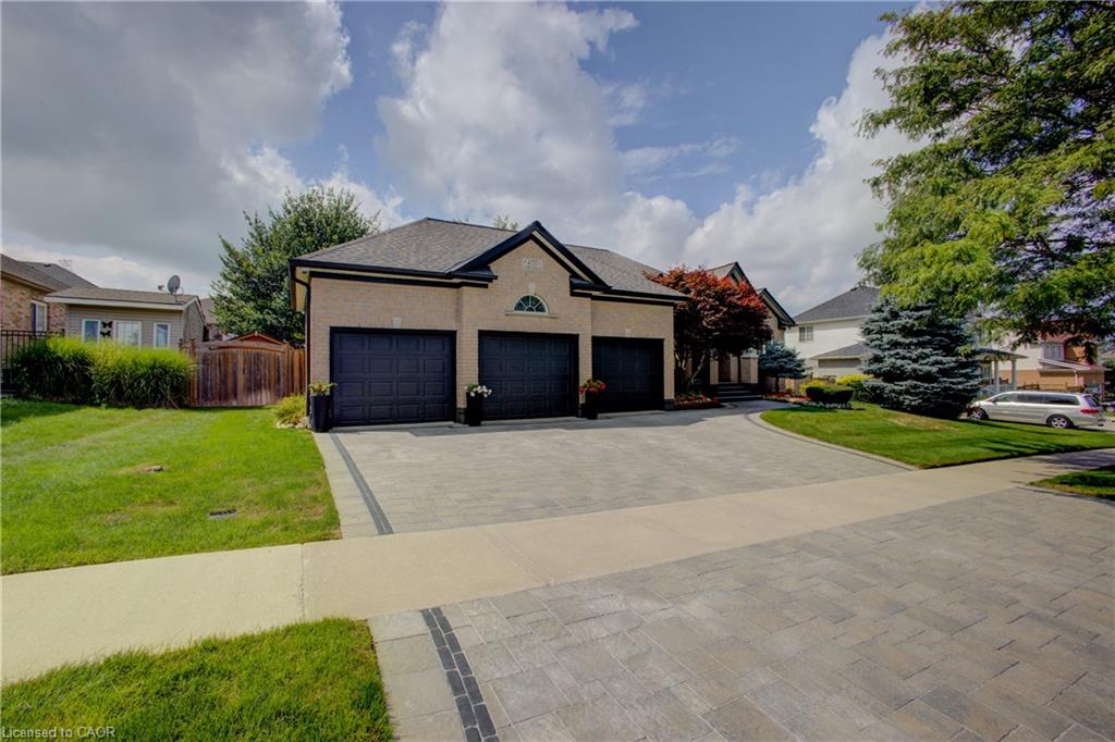 457 Caryndale Drive