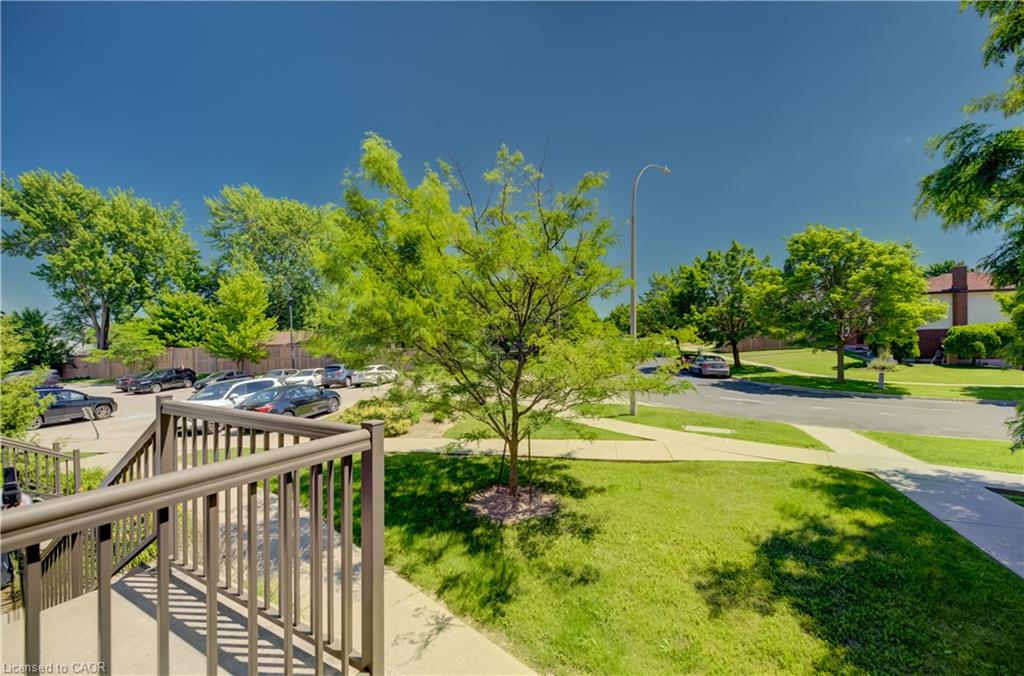 42 West Acres Crescent 6