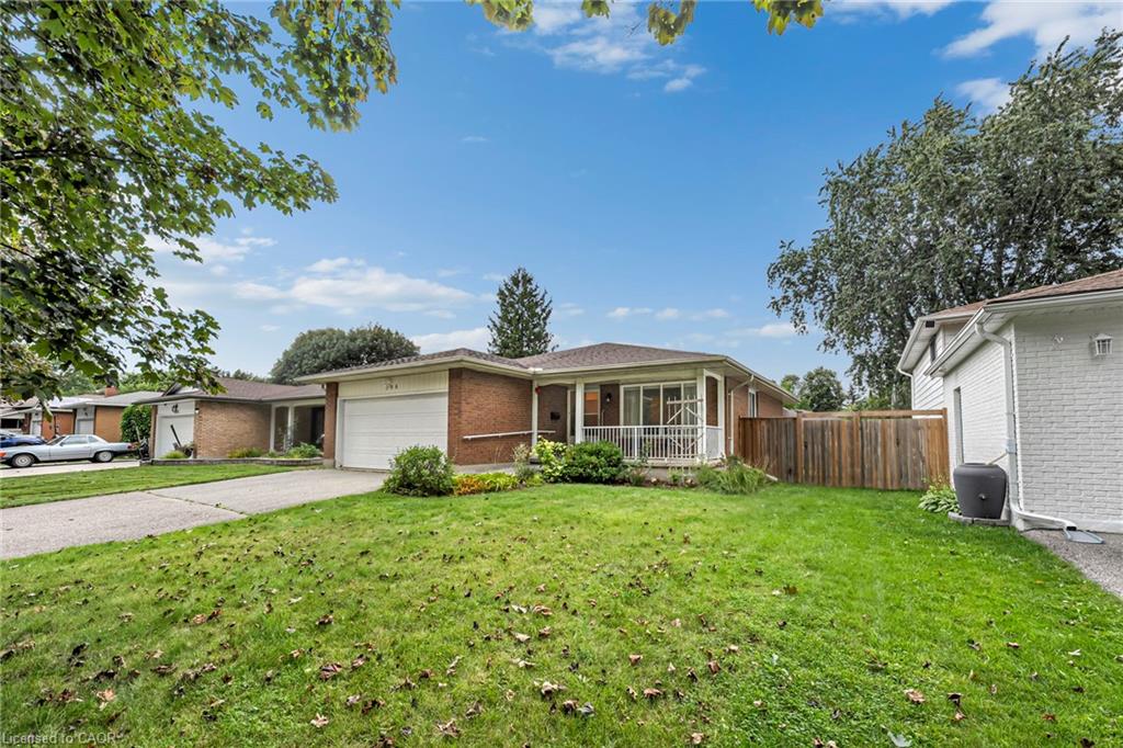 598 Black Oak Crescent