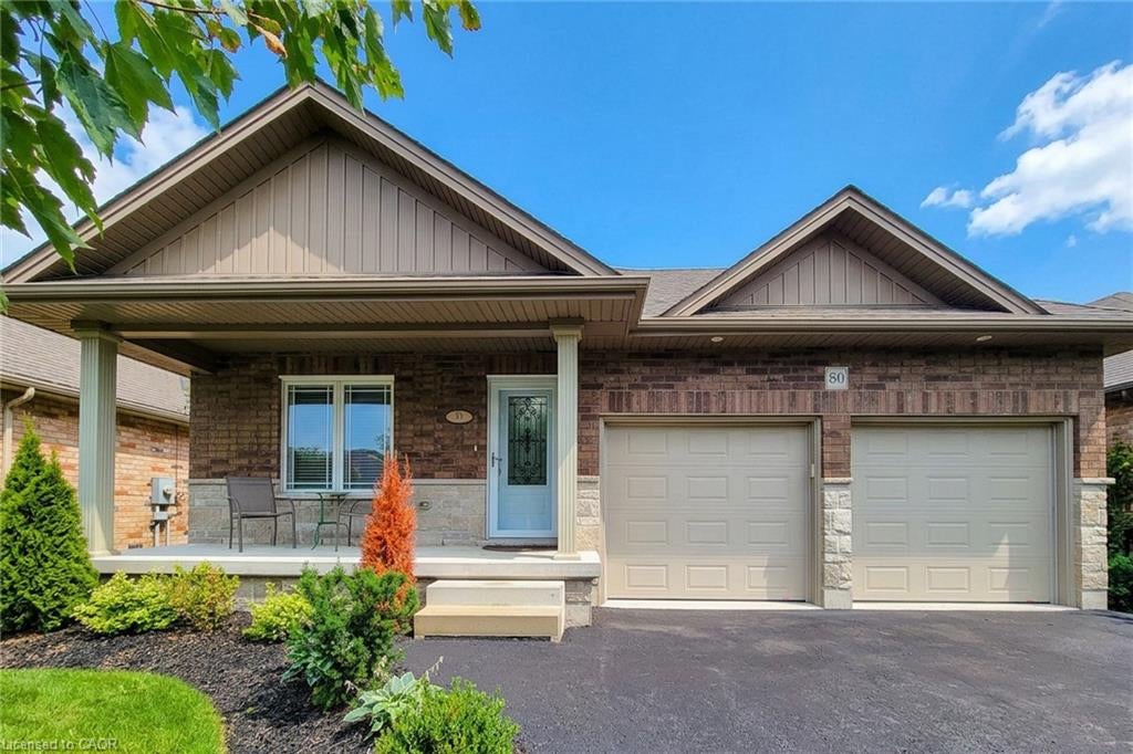 80 Willowdale Crescent