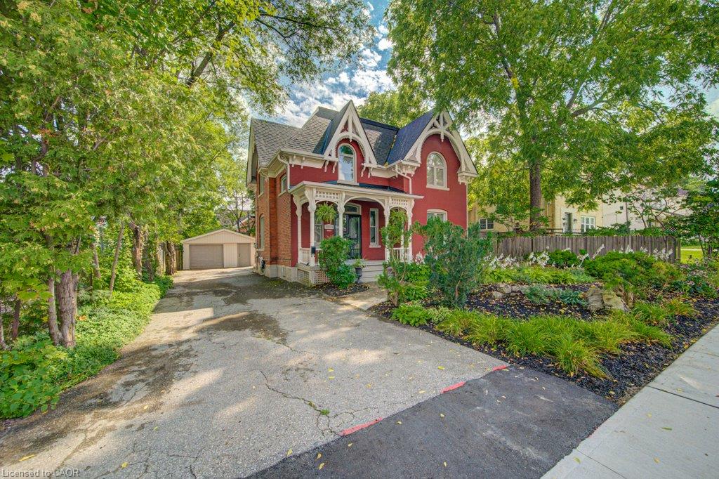 15 Gilholm Avenue
