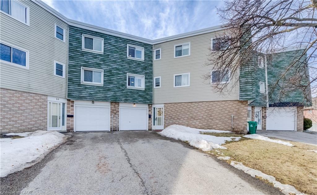 60 Elmsdale Drive 11