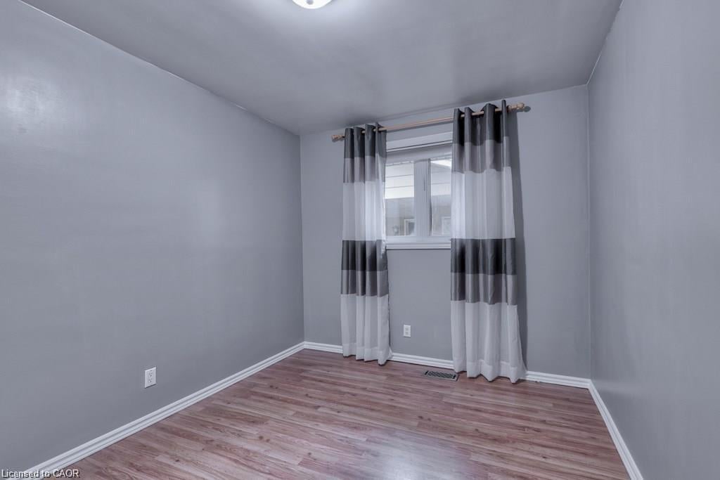 525 Fallingbrook Drive