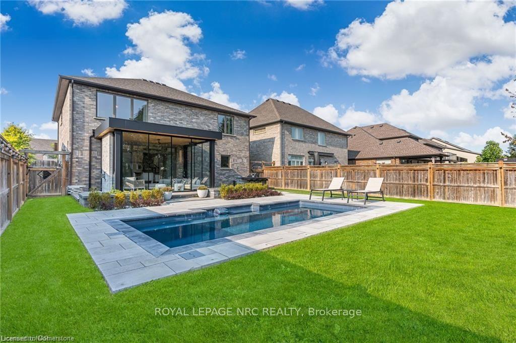 14 Tuscany Court