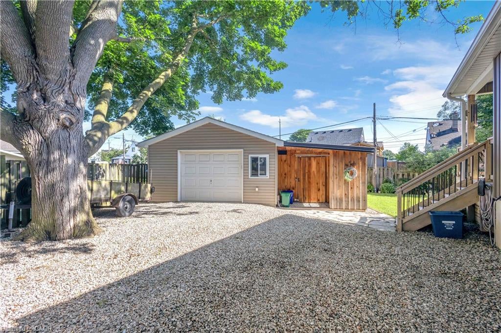 71 Alexander Drive