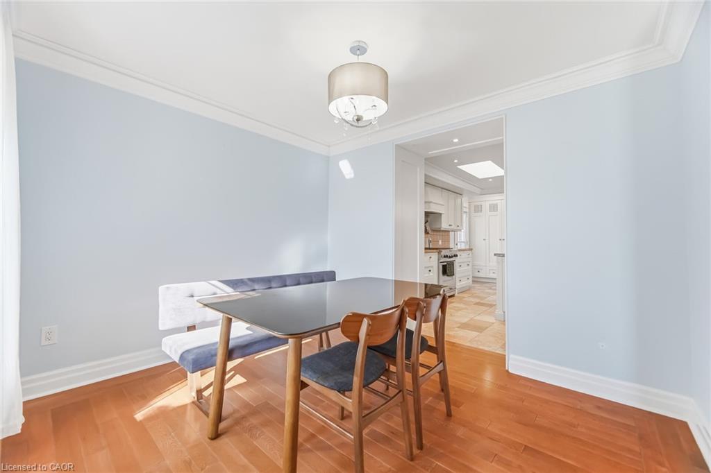 34 Lorraine Crescent