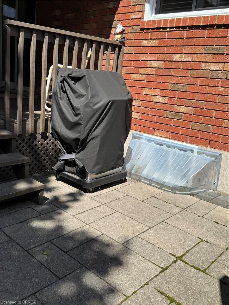 60 Whitlaw Way 16