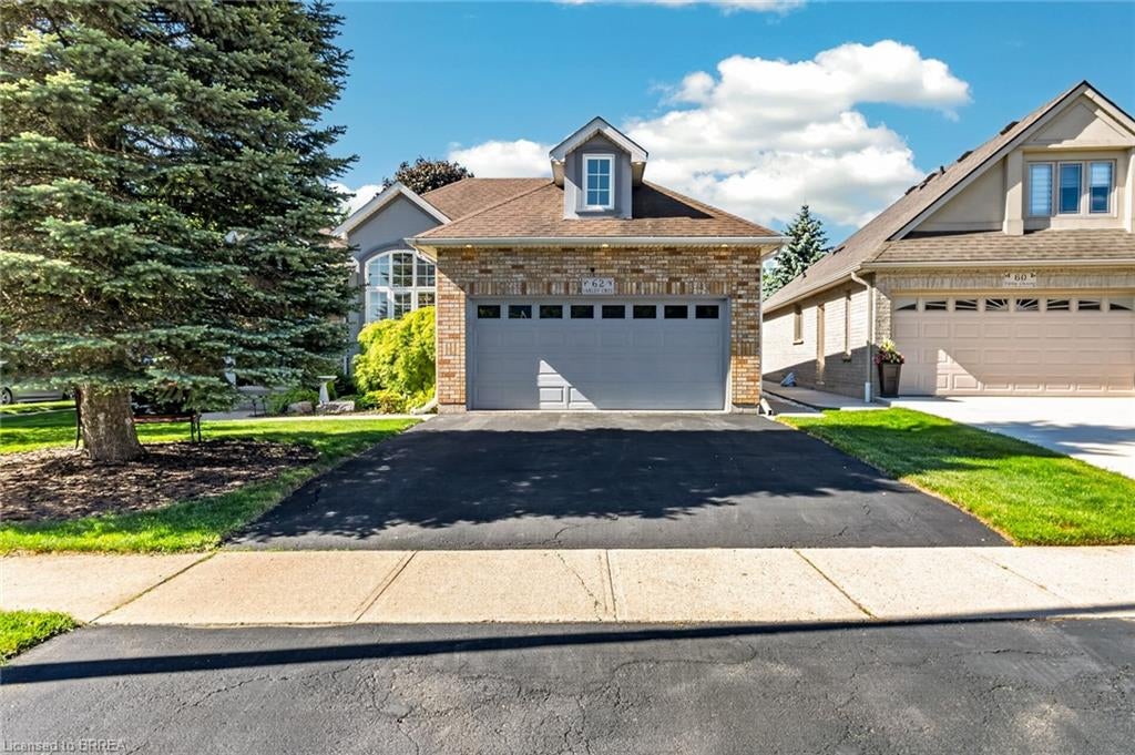 62 Varley Crescent