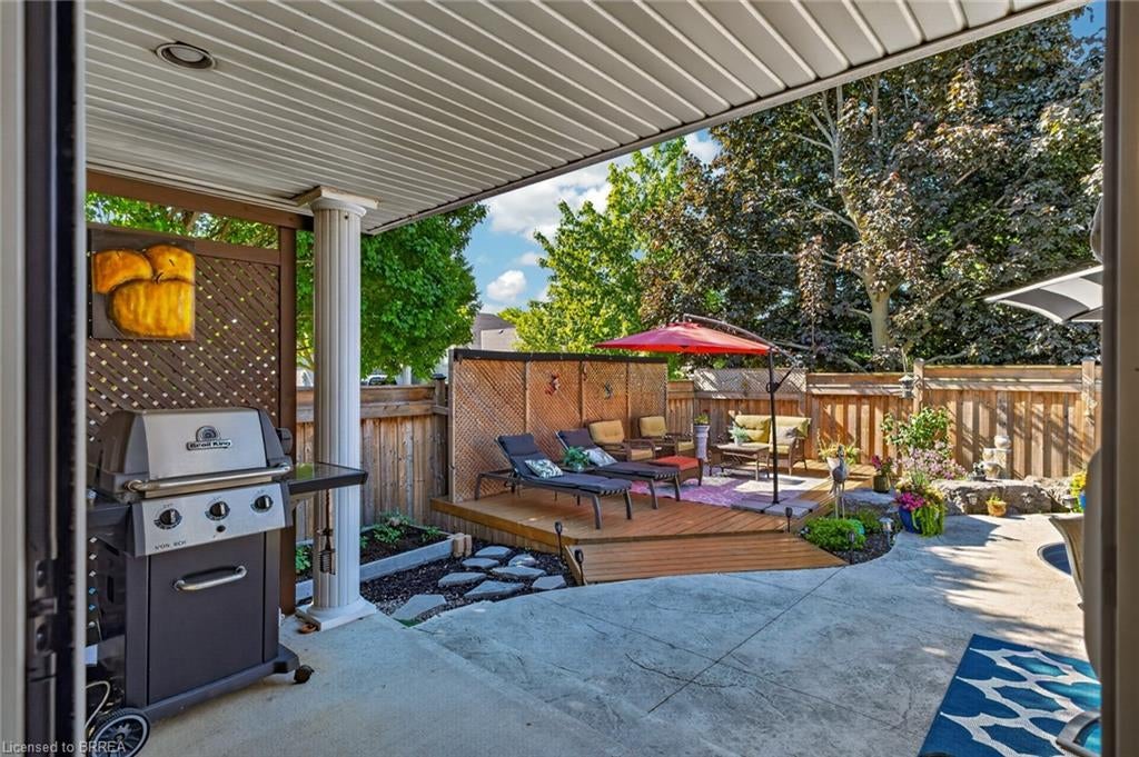 62 Varley Crescent