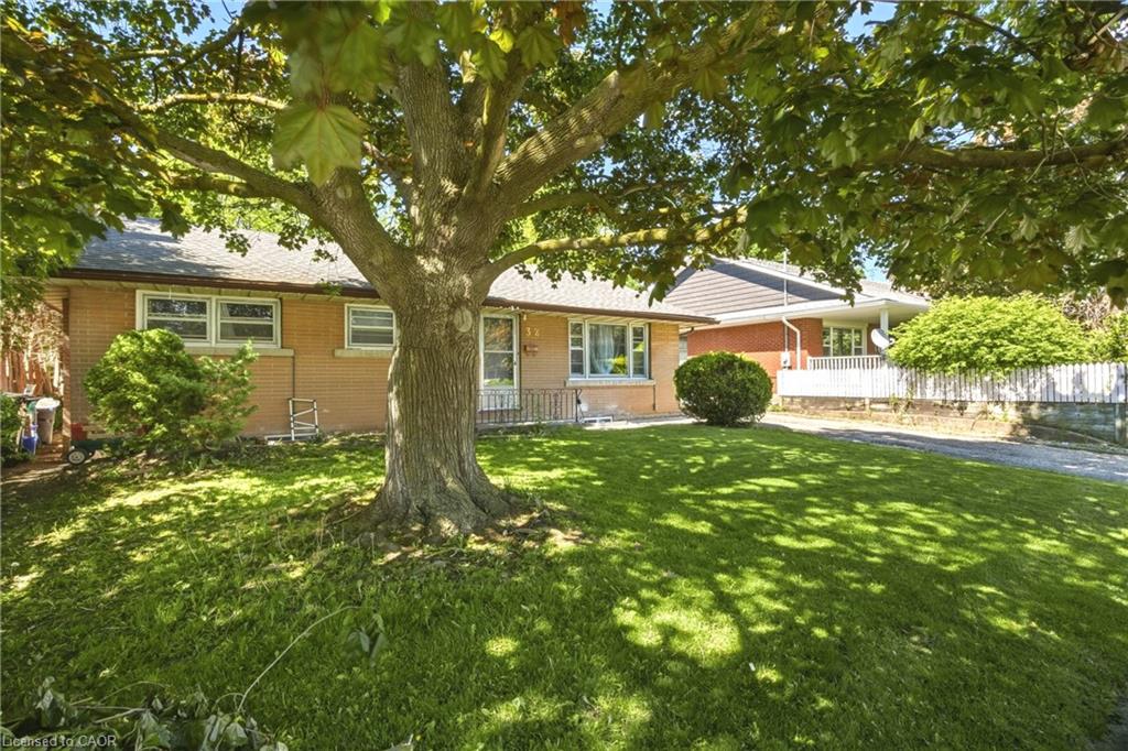 32 Close Avenue