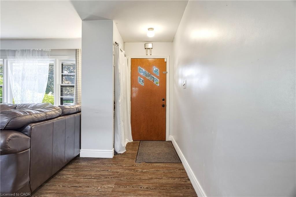 32 Close Avenue