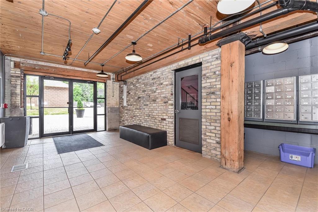 120 Mansion Street 105