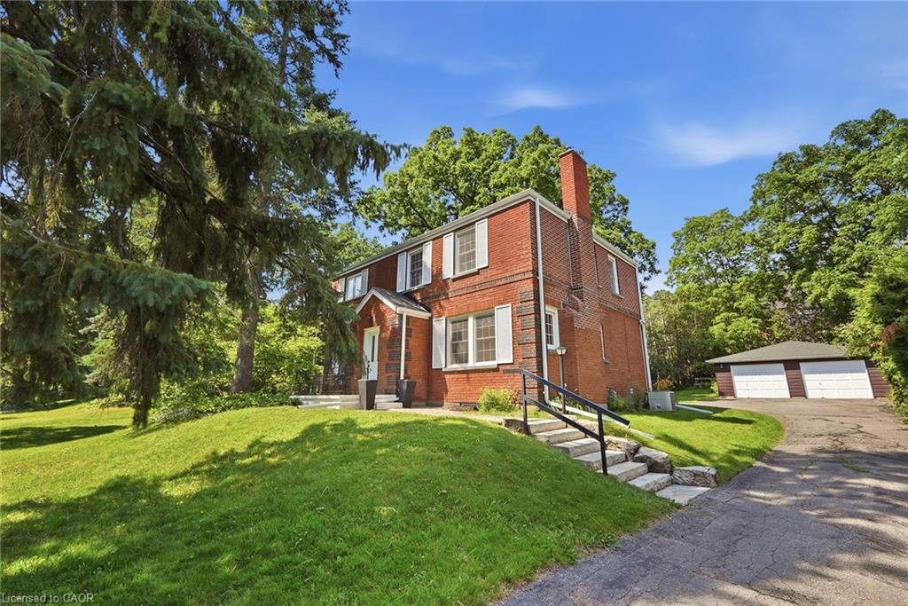 214 West River Road