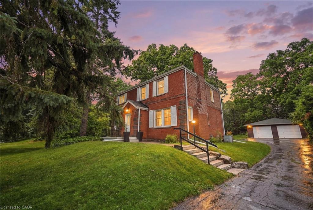 214 West River Road