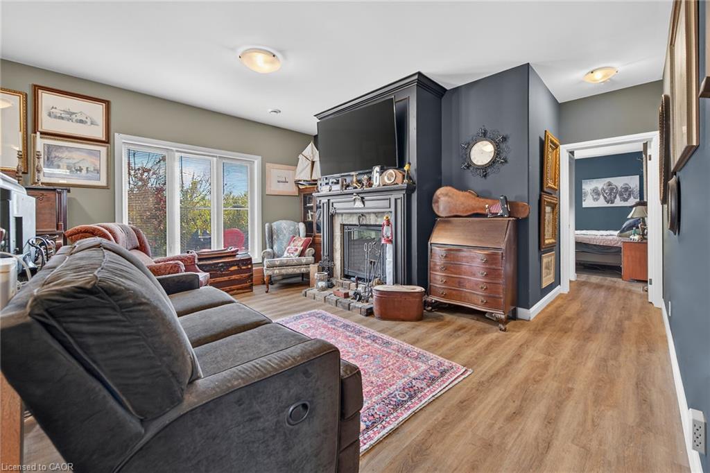 740 Main Street E 31