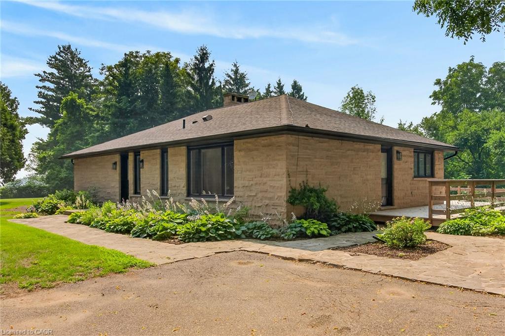 1376 Mineral Springs Road