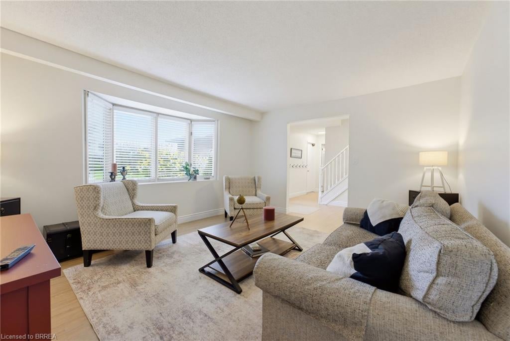 46 Garden Crescent