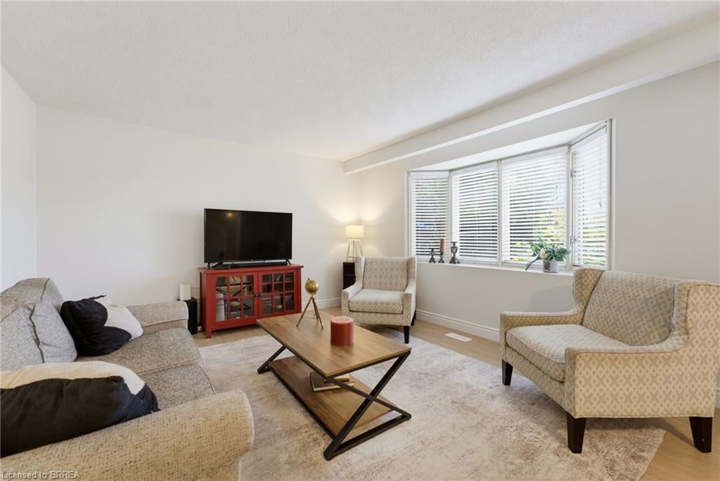 46 Garden Crescent